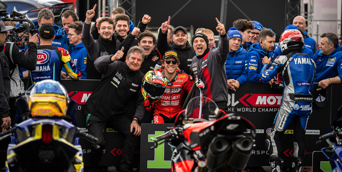 Prima vittoria di Philipp Öttl in Supersport: il Feel Racing WorldSSP Team termina nel migliore dei modi il weekend olandese